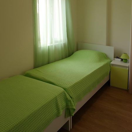 Tuna Apartments Dobra Voda Luaran gambar